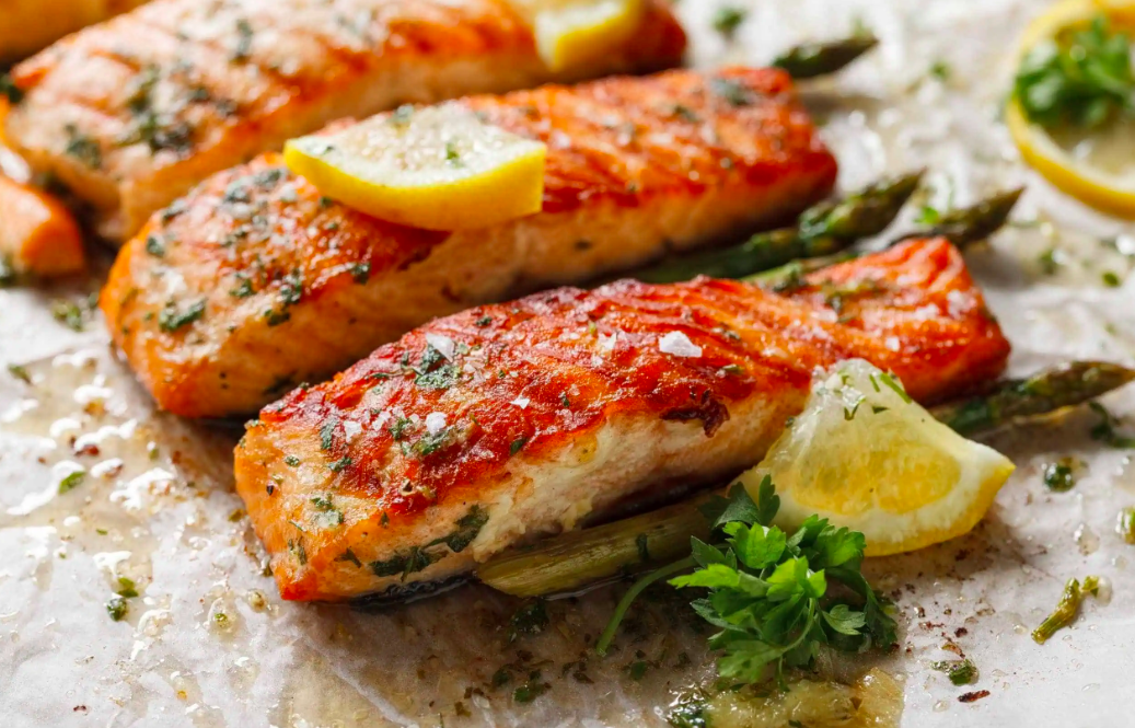 What Kind of Baked Fish Does Golden Corral Serve?