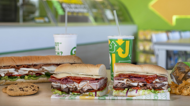 Subway Drinks Menu With Prices, Hours