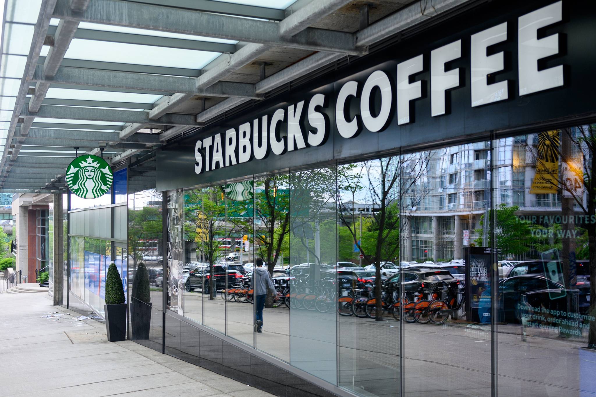 Starbucks Drinks Menu With Prices In Canada, Hours And Customer Support!